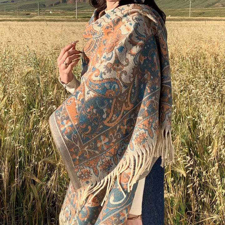 Bufanda de viaje acogedora con borlas y ramas de flores tibetanas de Buddha Stones - image 8
