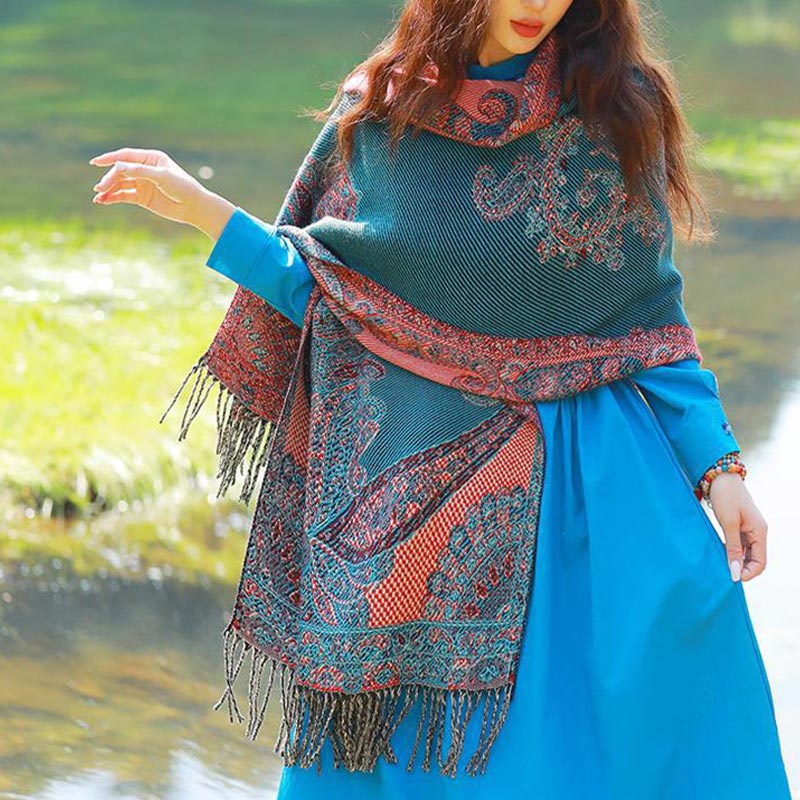 Bufanda de viaje acogedora con diseño de hojas de vid tibetanas de Buddha Stones - image 30