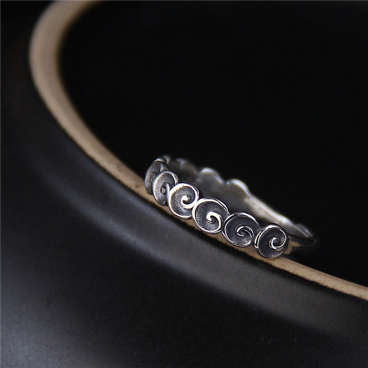 Anillo grabado con nubes propicias de plata de ley 925 con Buddha Stones - image 1