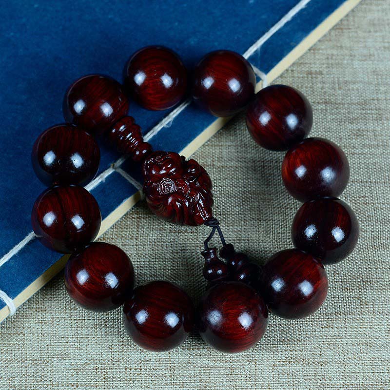 Pulsera de protección del dios de la riqueza de Buda sonriente de sándalo rojo de hoja pequeña con piedras de Buddha Stones