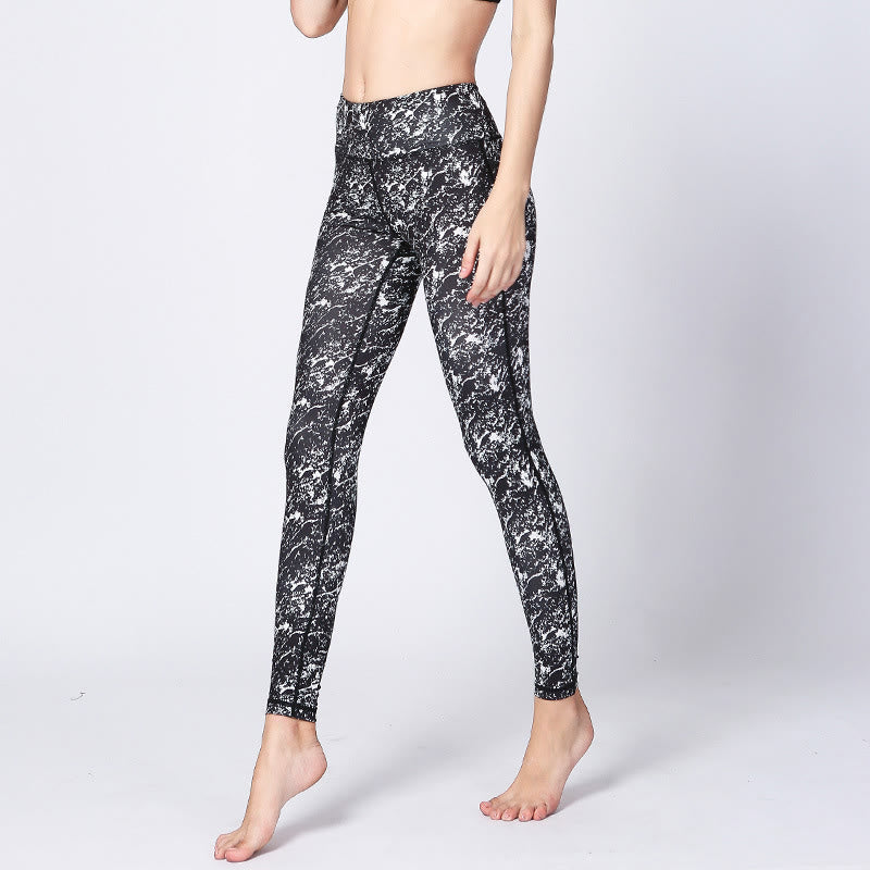 Leggings deportivos de cintura alta con estampado de camuflaje Buddha Stones para mujer - Blanco y negro - US8-10, UK/AU12-14, EU40-42 (XL) - image 6