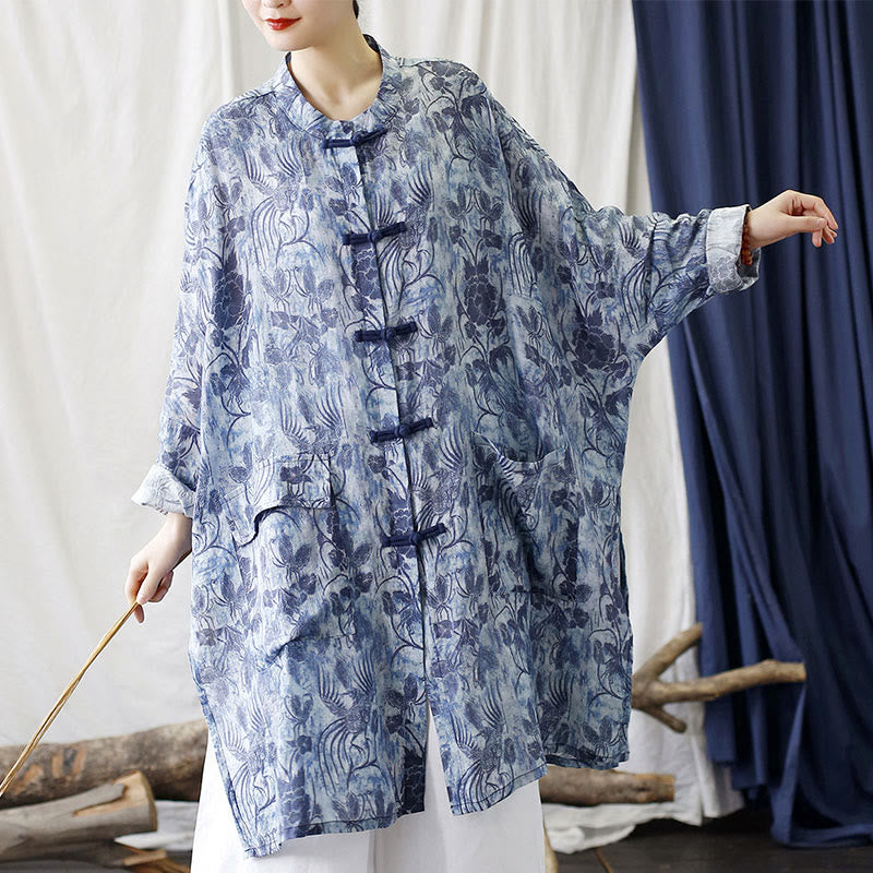 Buddha Stones Flores azules Mariposa Botón de rana Camisa de chaqueta de lino de ramio de manga larga con bolsillos
