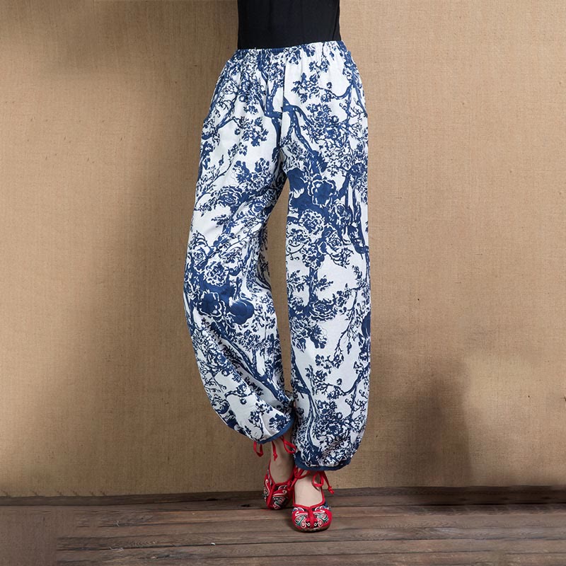 Pantalones harén con bolsillos y estampado de flores de árbol en azul de Buddha Stones - Blue Tree - US4-6, UK/AU8-10, EU36-38 (F) - image 0