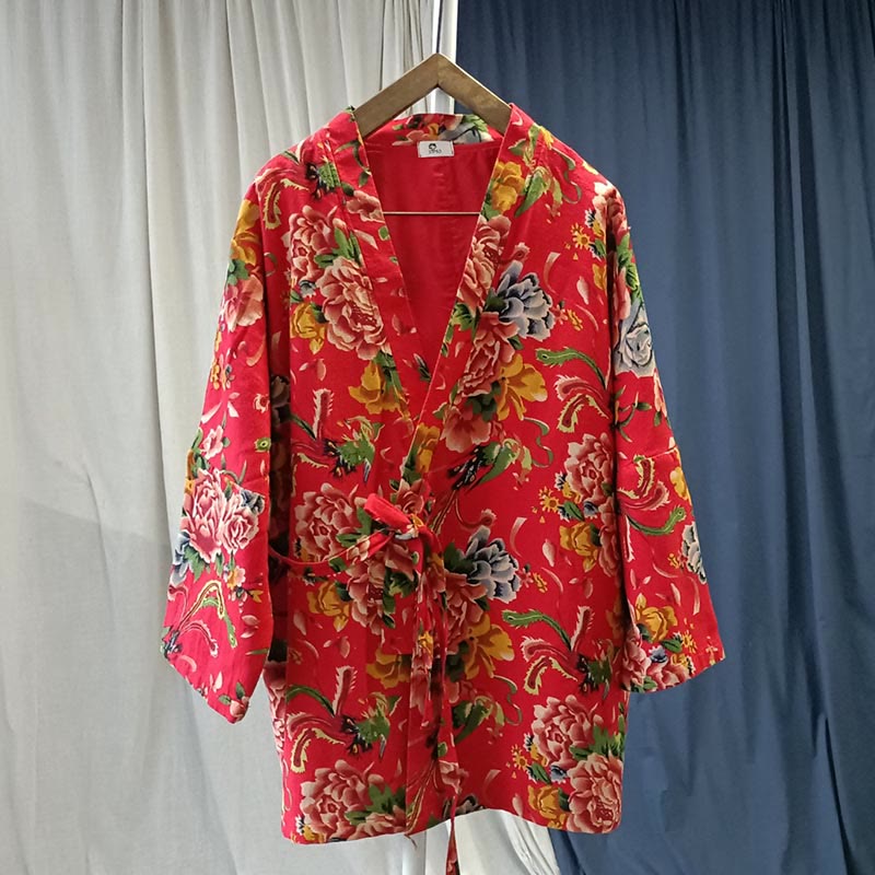 Chaqueta con cordones de lino y algodón con estampado de peonías y flores rojas del noreste de estilo étnico con Buddha Stones