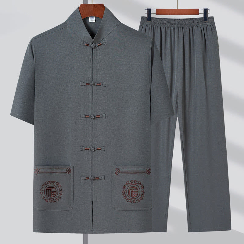 Buddha Stones Fu personaje bordado traje Tang tradicional botón de rana manga corta Top pantalones ropa conjunto para hombres - Gris (Top y pantalón) - US/UK/AU44, EU54 (4XL) - image 3