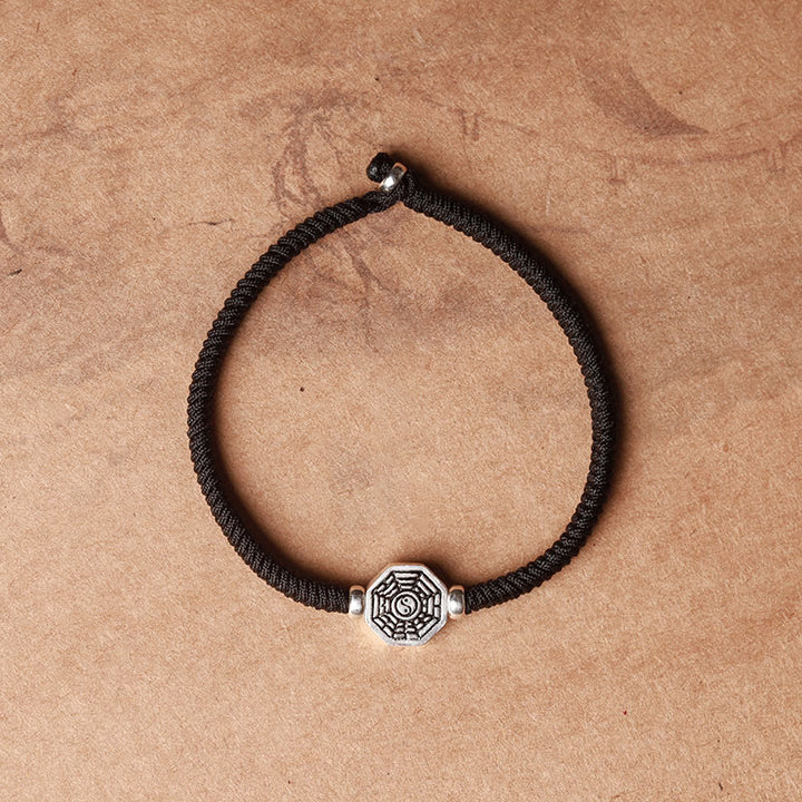 Pulsera de concentración de cuerda de cinabrio con símbolo de Yin Yang Bagua de plata de ley 925 con Buddha Stones