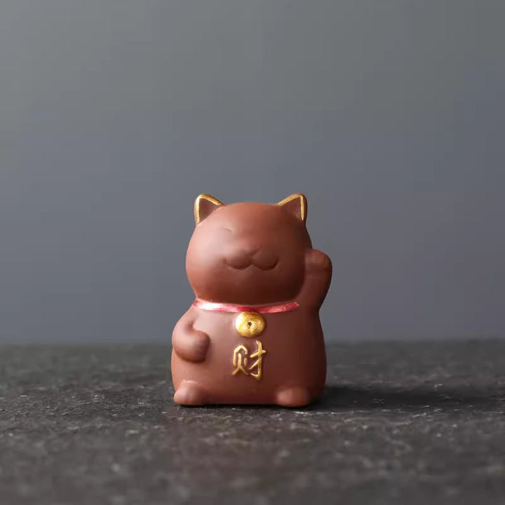 Buddha Stones Mini gato de la suerte riqueza té mascota arcilla púrpura figura decorativa - Rojo 4*3,8*5,5 cm - image 0