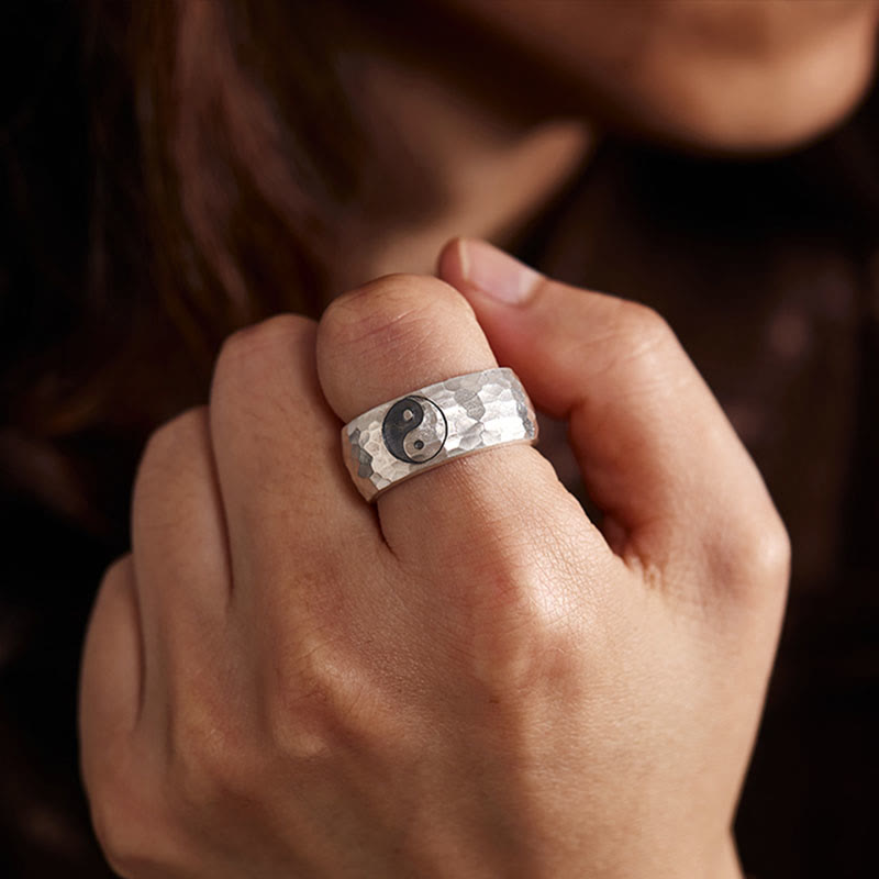 Anillo ajustable de armonía con símbolo de Yin Yang Bagua de plata de ley 999 hecho a mano con Buddha Stones