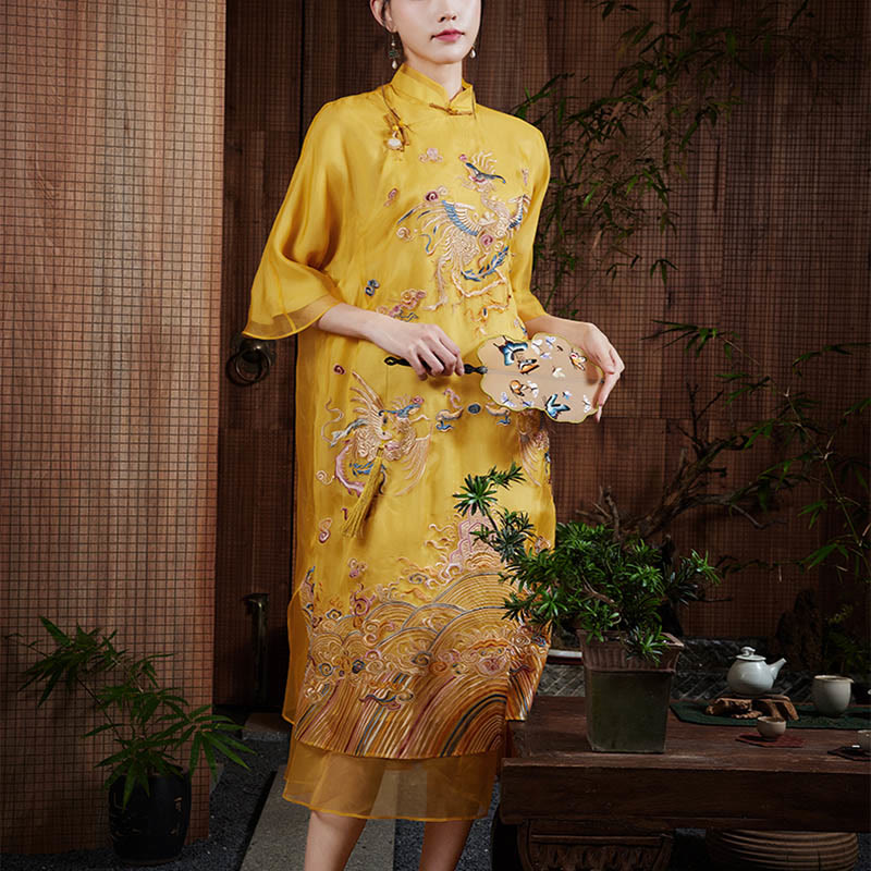 Vestido de organza de seda de morera 100% con Buddha Stones , vestido Cheongsam Qipao de Fénix amarillo bordado