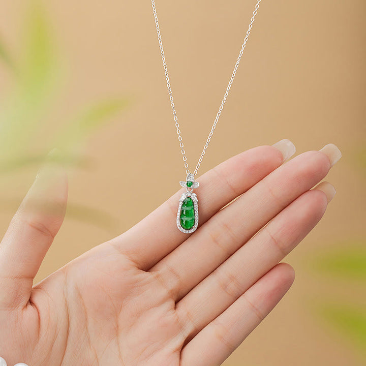 Colgante de collar curativo de la suerte con diseño de guisante de jade cian de plata de ley 925 con Buddha Stones