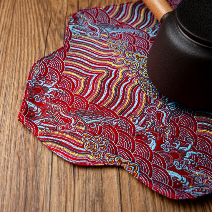 Tapete para taza con bordado de brocado de flor de ciruelo de bambú, posavasos para taza de té, Buddha Stones, ola de mar, tapete para té Kung Fu
