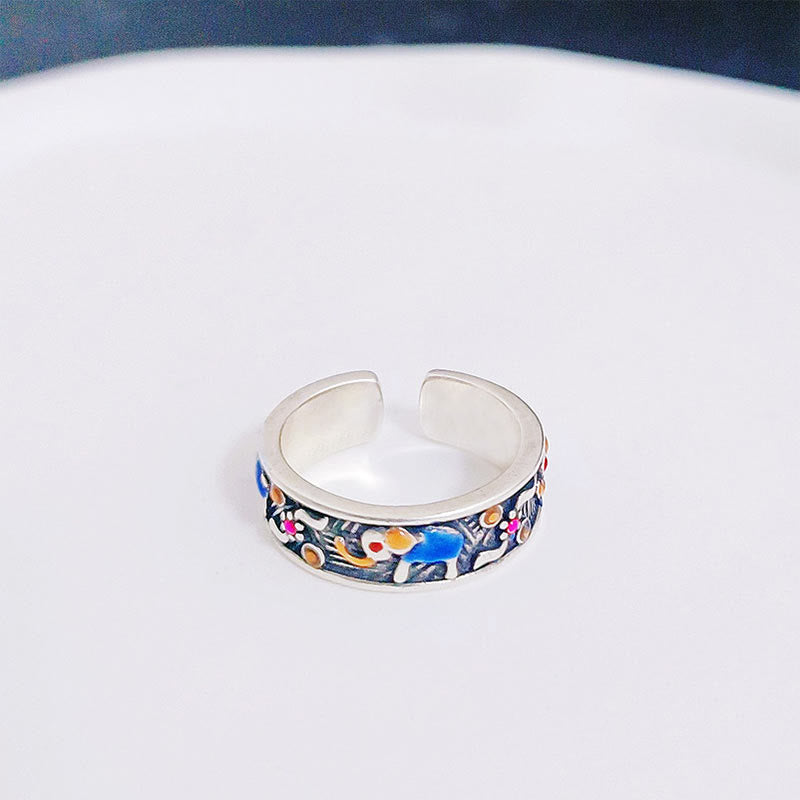 Anillo ajustable de fuerza con elefante tallado y colorido de Buddha Stones
