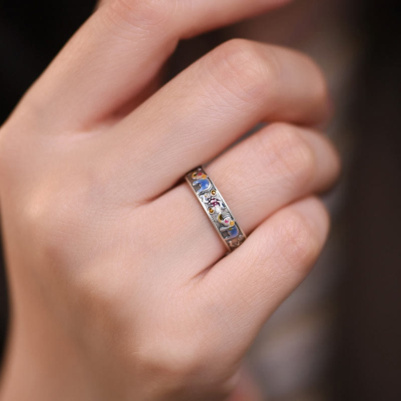 Anillo ajustable de fuerza con elefante tallado y colorido de Buddha Stones