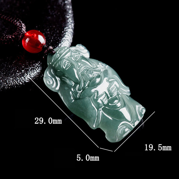 Colgante de abundancia en collar con jade verde natural y dios chino de la riqueza Caishen de Buddha Stones