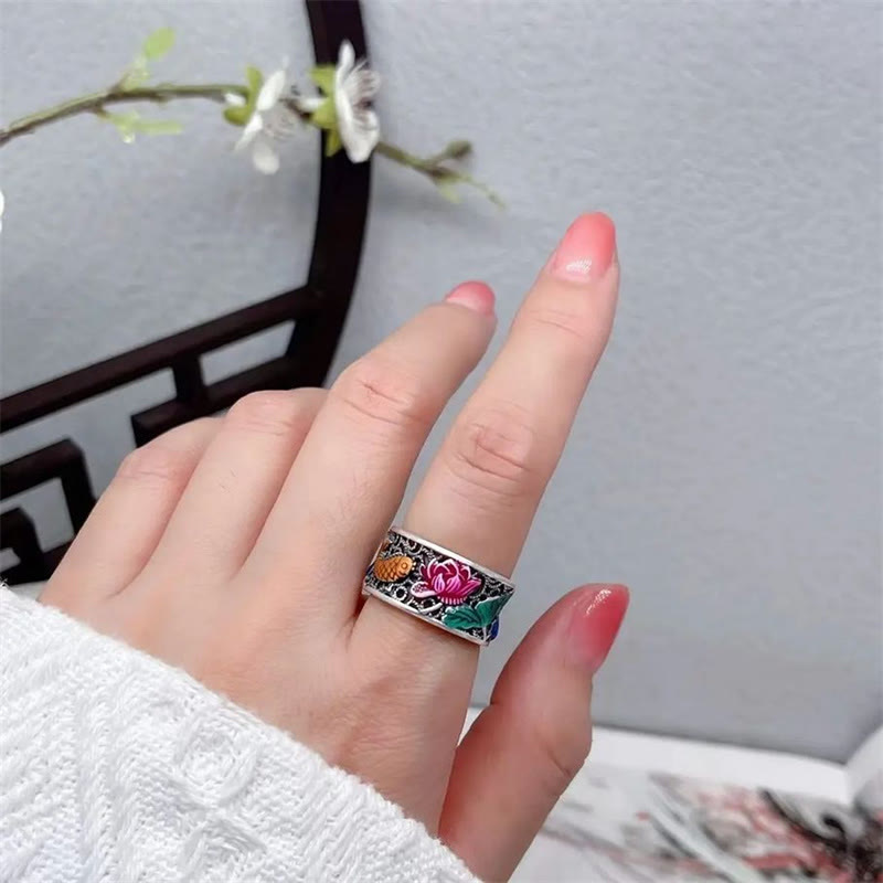 Anillo de la suerte Koi Fish del Sutra del corazón de loto esmaltado de azul cobre Buddha Stones