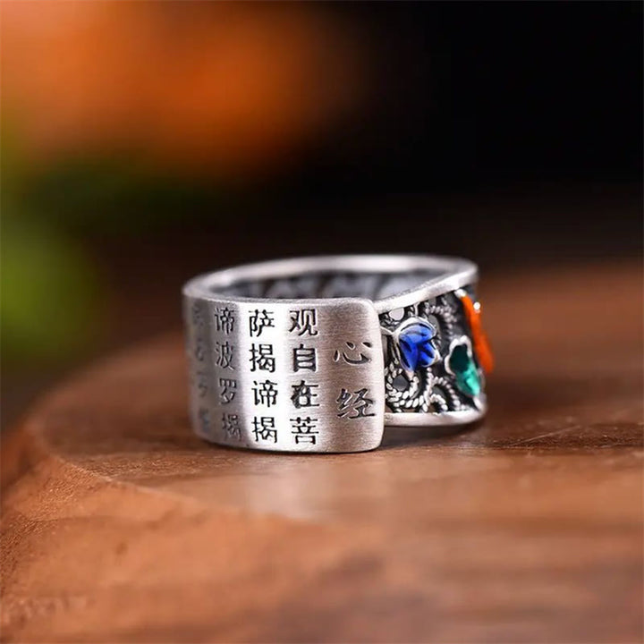 Anillo de la suerte Koi Fish del Sutra del corazón de loto esmaltado de azul cobre Buddha Stones