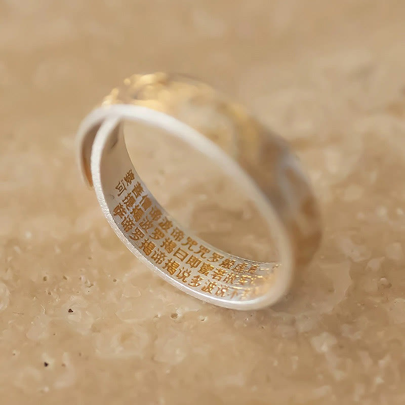 Anillo del Sutra del Corazón de 999 Plata Esterlina Bañado en Oro con Patrón de Flor Alegre Buddha Stone