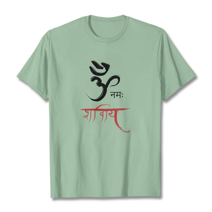 Buddha Stones OM NAMAH SHIVAYA Mantra Sánscrito Camiseta - Verde pálido - 2XL - image 16