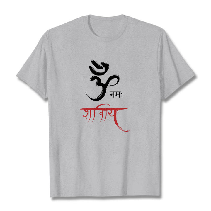 Buddha Stones OM NAMAH SHIVAYA Mantra Sánscrito Camiseta - Gris claro - 2XL - image 0