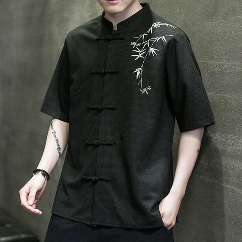 Buddha Stones Camisa de manga corta para hombre con bordado de libélula, hoja y botón de rana - image 18