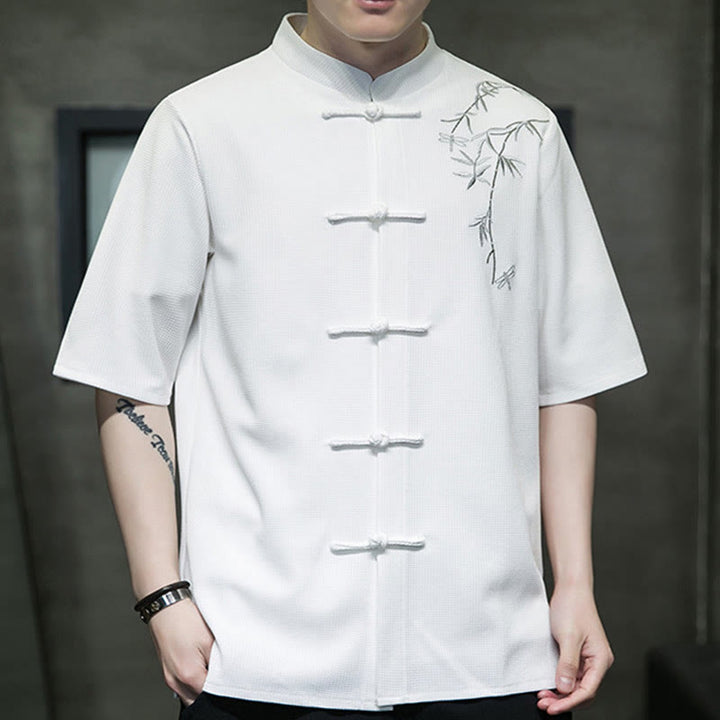 Buddha Stones Camisa de manga corta para hombre con bordado de libélula, hoja y botón de rana - image 2