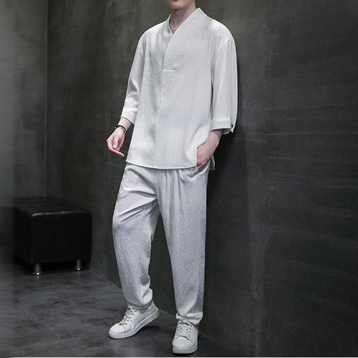 Conjunto de ropa para hombre de Buddha Stones: camisa de color sólido con cuello en V y manga tres cuartos, y pantalones casuales - image 6