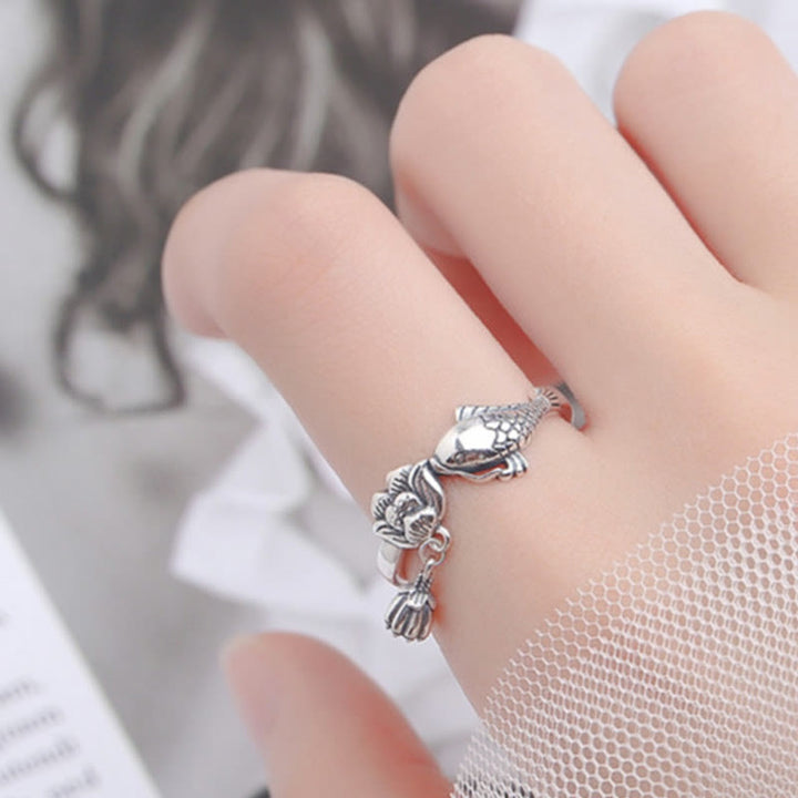 Buddha Stones anillo de éxito de flor de loto de pez koi de plata esterlina 925