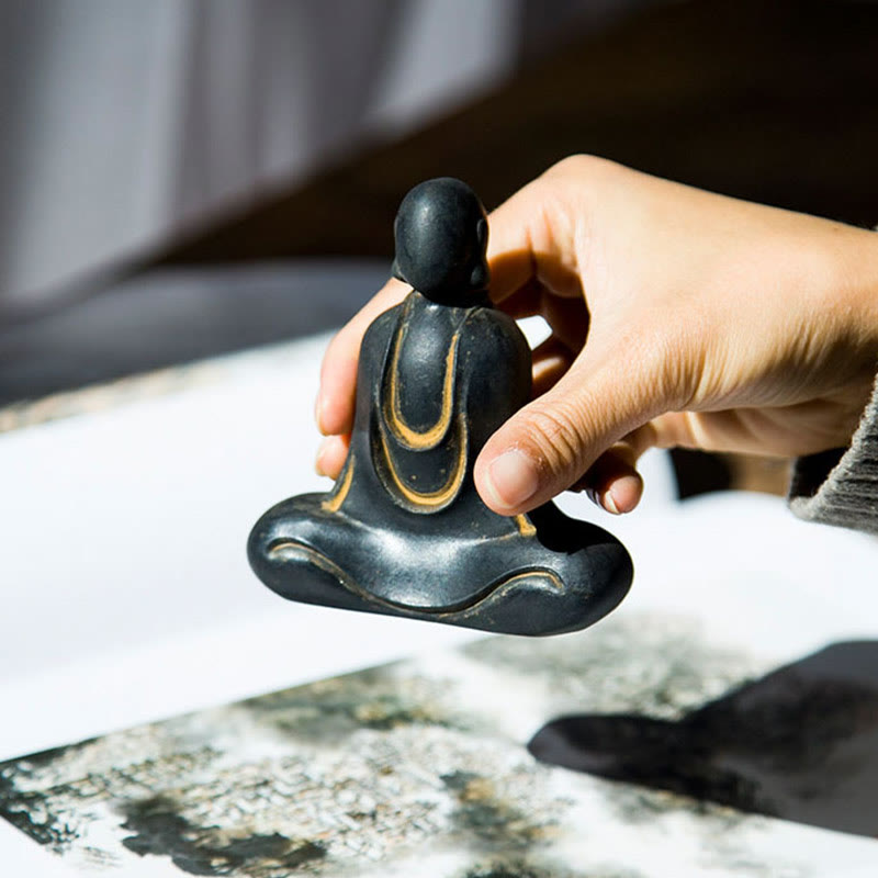 Buddha Stones Estatua de Buda Tibetano de Resina Fundida con Polvo de Hierro Oxidado para Decoración de Escritorio