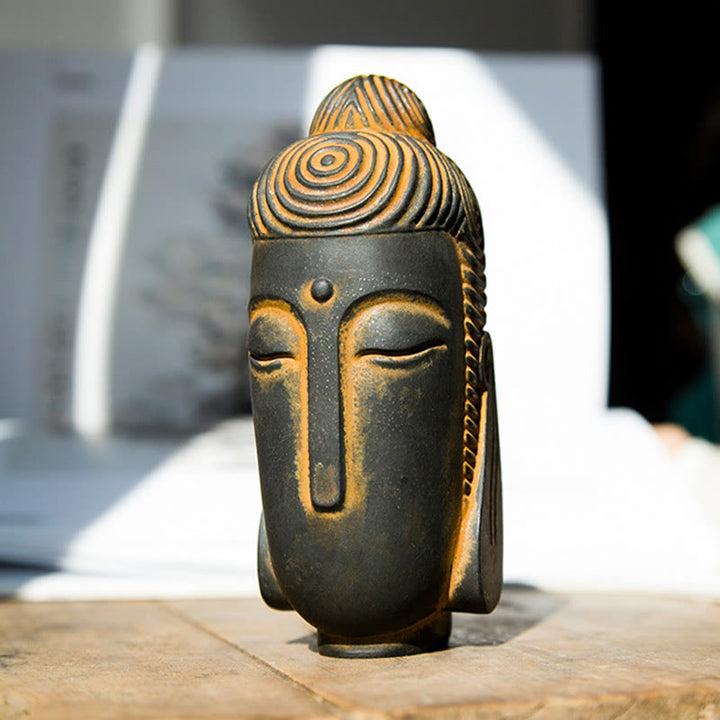 Buddha Stones Estatua de Buda Meditando con Ojos Cerrados de Resina Fundida con Óxido de Polvo de Hierro para Decoración del Hogar