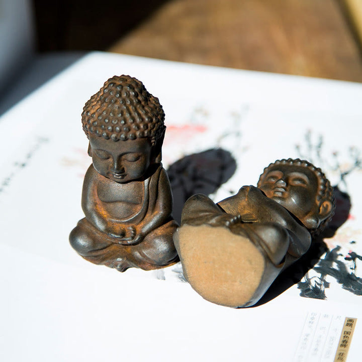 Buddha Stones Estatua de Decoración de Buda Sakyamuni Pequeña Hecha a Mano de Resina Fundida con Óxido de Polvo de Hierro