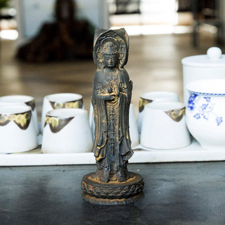 Buddha Stones Estatua de Resina de Polvo de Hierro Oxidado de Avalokitesvara de Kwan Yin de Tres Caras para Decoración de Escritorio de Riqueza