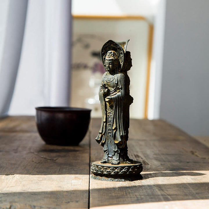 Buddha Stones Estatua de Resina de Polvo de Hierro Oxidado de Avalokitesvara de Kwan Yin de Tres Caras para Decoración de Escritorio de Riqueza