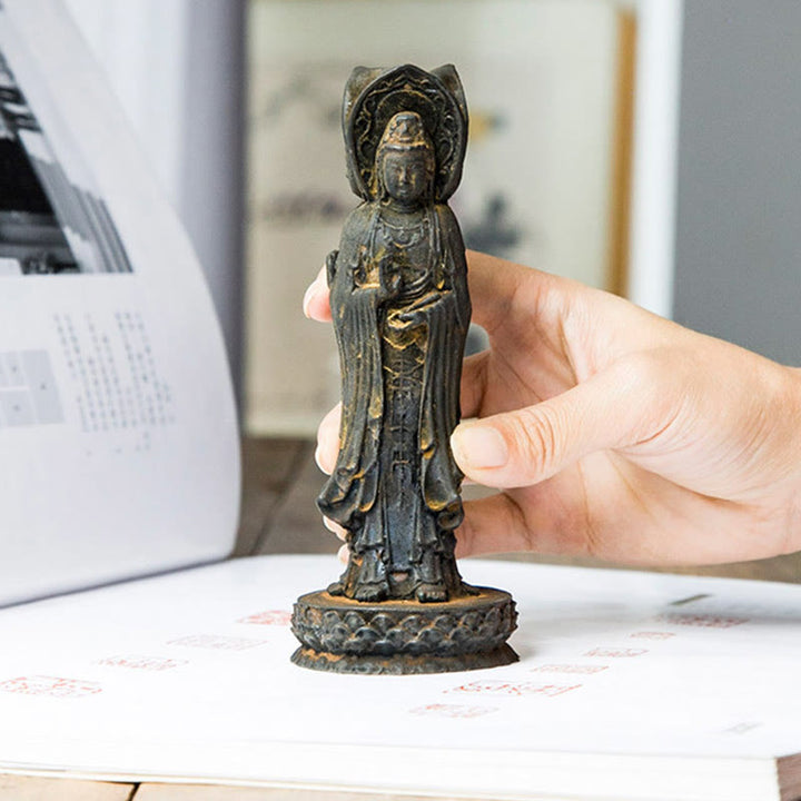 Buddha Stones Estatua de Resina de Polvo de Hierro Oxidado de Avalokitesvara de Kwan Yin de Tres Caras para Decoración de Escritorio de Riqueza
