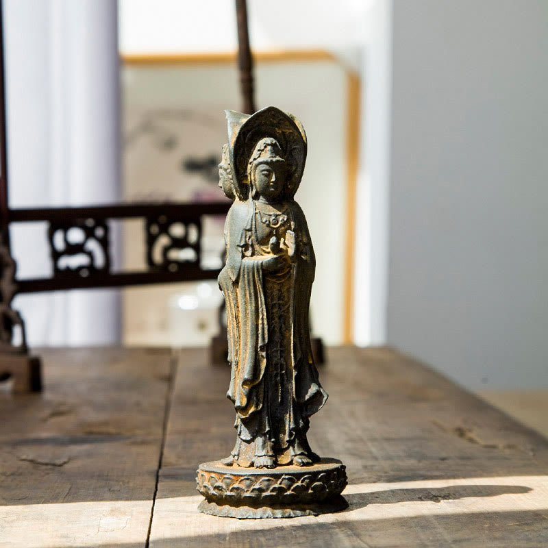 Buddha Stones Estatua de Resina de Polvo de Hierro Oxidado de Avalokitesvara de Kwan Yin de Tres Caras para Decoración de Escritorio de Riqueza