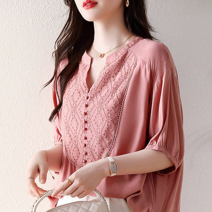 Diseño de botones rosados en forma de V de Buddha Stones, camiseta de media manga - image 3