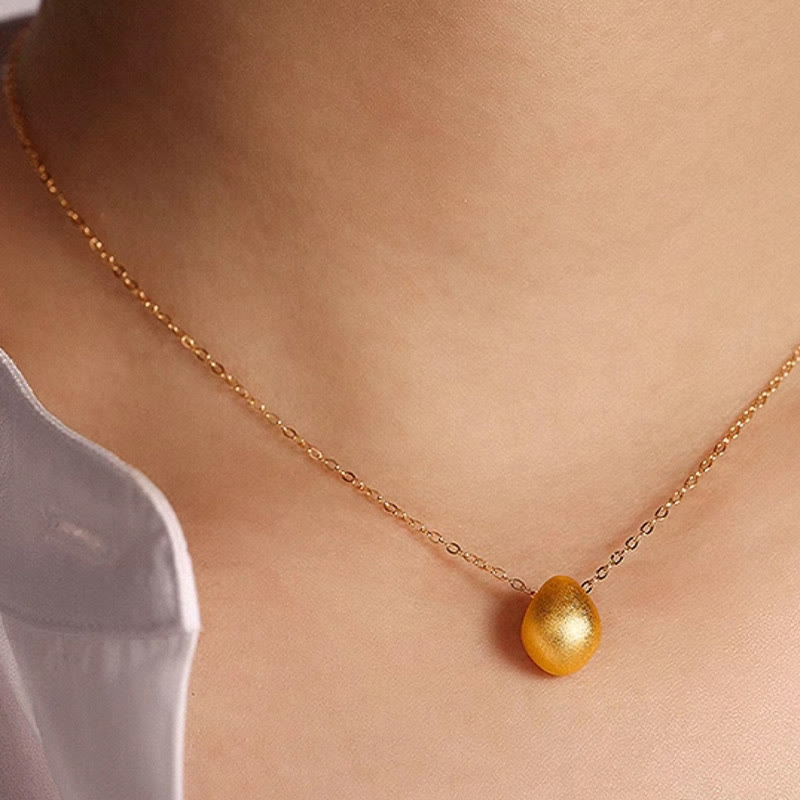 Collar con colgante de bendición con forma de gota de agua y huevo de oro 999 con Buddha Stones