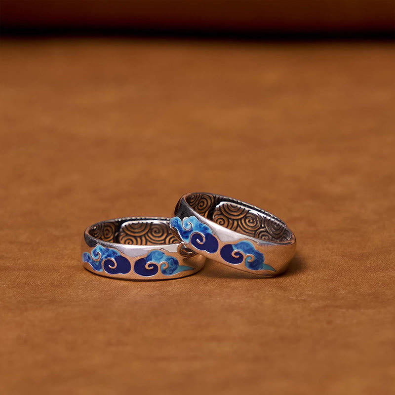 Anillo ajustable de cobre de riqueza con patrón de nubes auspiciosas azules de Buddha Stones