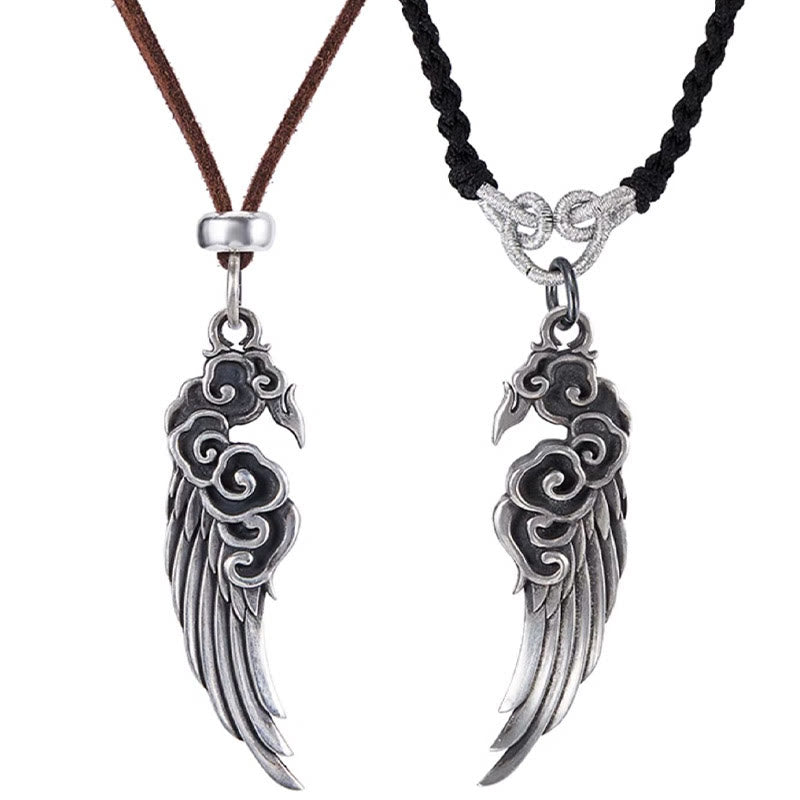 Collar con colgante de cuerda de piel de ciervo y algodón con alas de nubes auspiciosas y Buddha Stones en plata de ley 925