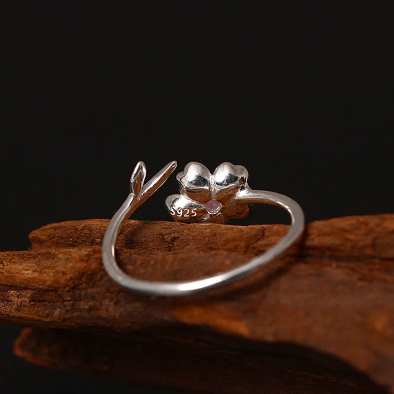 Anillo ajustable con bendición de flor de cerezo y sakura en plata de ley 925 con Buddha Stones