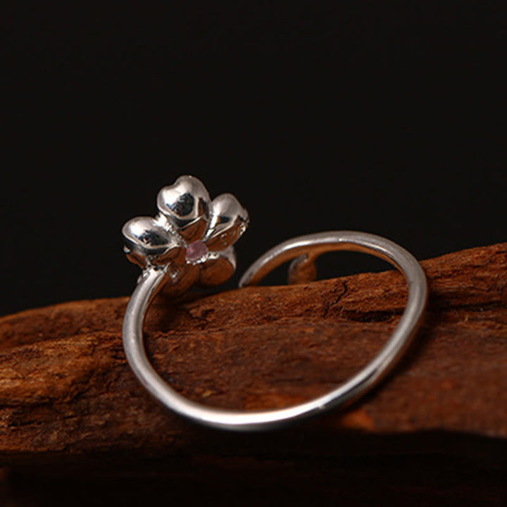 Anillo ajustable con bendición de flor de cerezo y sakura en plata de ley 925 con Buddha Stones