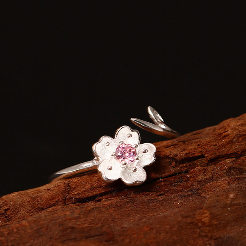 Anillo ajustable con bendición de flor de cerezo y sakura en plata de ley 925 con Buddha Stones