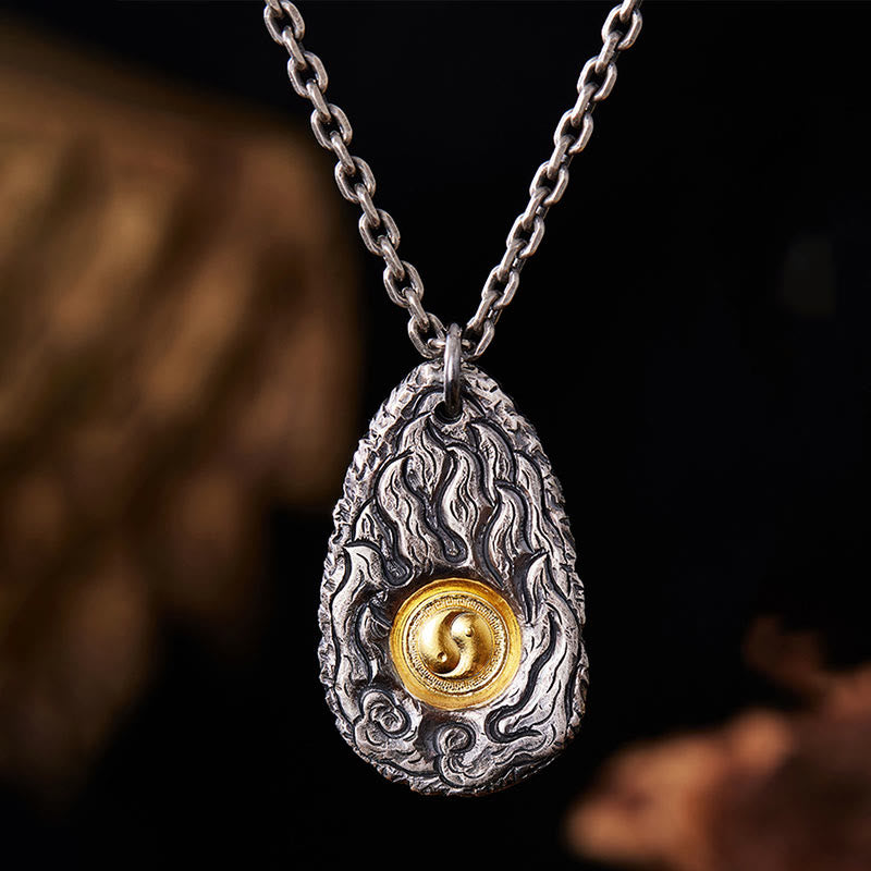 Collar con colgante de Tai Chi Yin Yang en plata de ley 999 y oro 999 con Buddha Stones