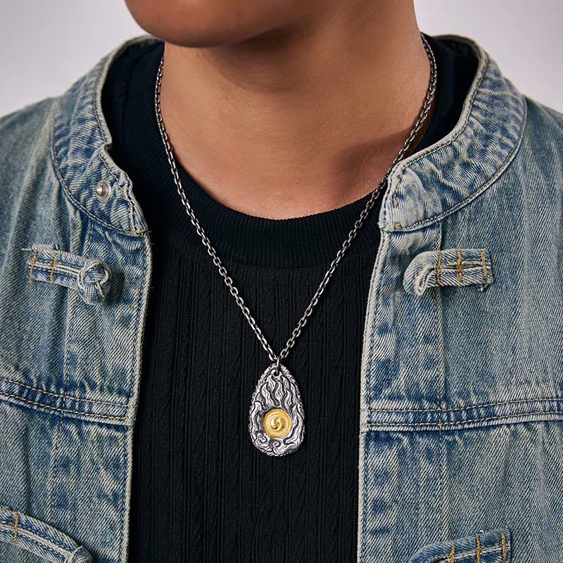 Collar con colgante de Tai Chi Yin Yang en plata de ley 999 y oro 999 con Buddha Stones