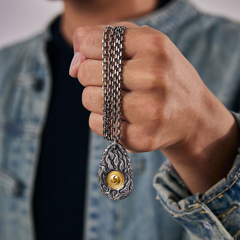 Collar con colgante de Tai Chi Yin Yang en plata de ley 999 y oro 999 con Buddha Stones
