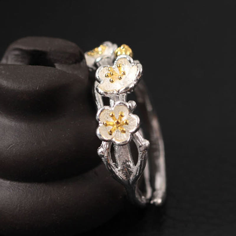 Anillo de plata de ley 925 con Buddha Stones y calma en el seno del ciruelo