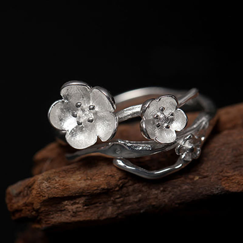 Anillo de equilibrio con seno ciruela y Buddha Stones en plata de ley 925
