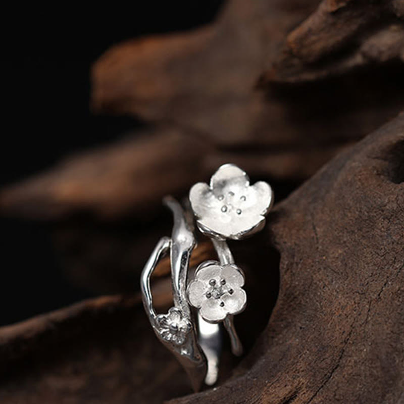 Anillo de equilibrio con seno ciruela y Buddha Stones en plata de ley 925