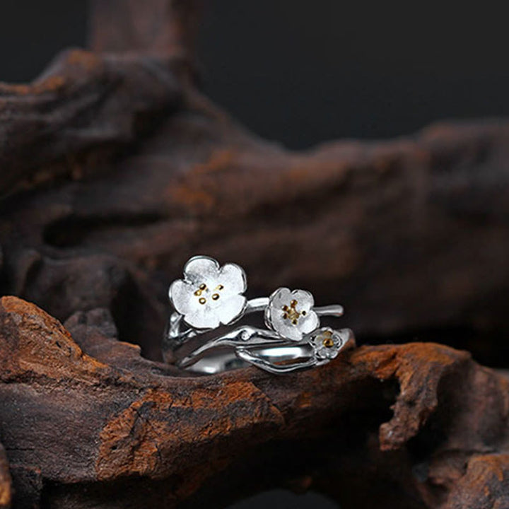 Anillo de equilibrio con seno ciruela y Buddha Stones en plata de ley 925