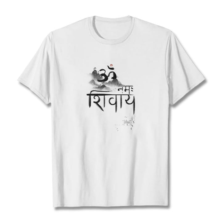 Camiseta de algodón con la frase OM NAMAH SHIVAYA Mountain y Buddha Stones - Blanco - 2XL - image 6