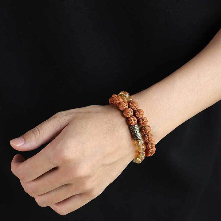 Pulsera de doble vuelta con protección de semillas de Bodhi, sándalo y citrino con Buddha Stones